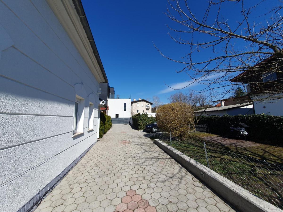 Charming Apartment Mila In Privat House With Free Parking Любляна Экстерьер фото