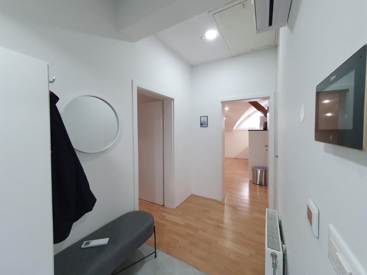 Charming Apartment Mila In Privat House With Free Parking Любляна Экстерьер фото